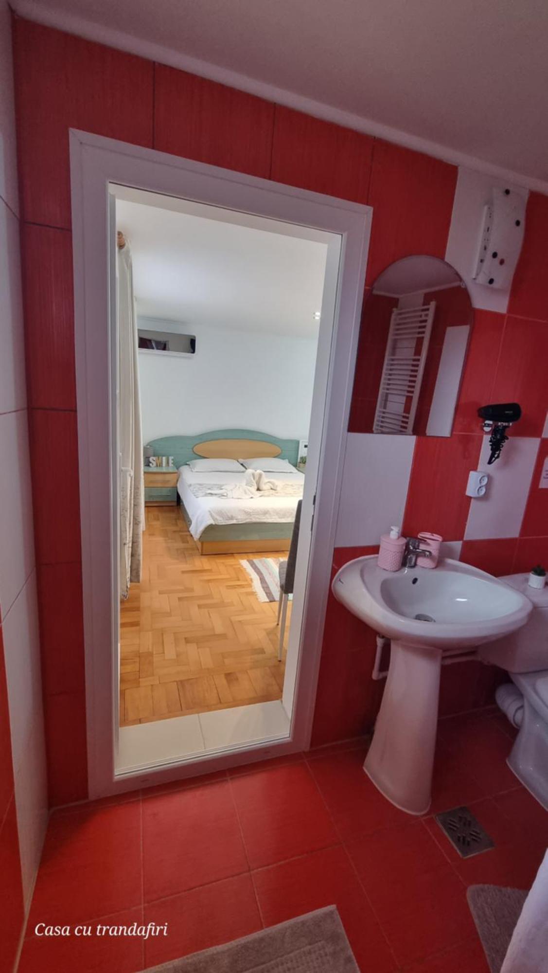 Casa Cu Trandafiri Murighiol Zewnętrze zdjęcie